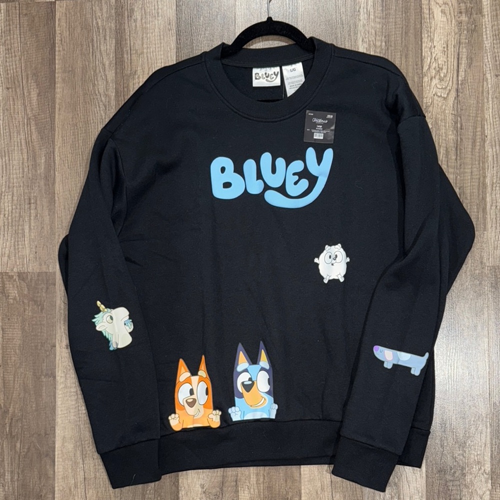 Bluey Black Sweatshirt with Characters.